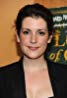 How tall is Melanie Lynskey?